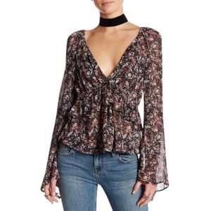 Free People Uptown Black Floral  Top~L~Preowned